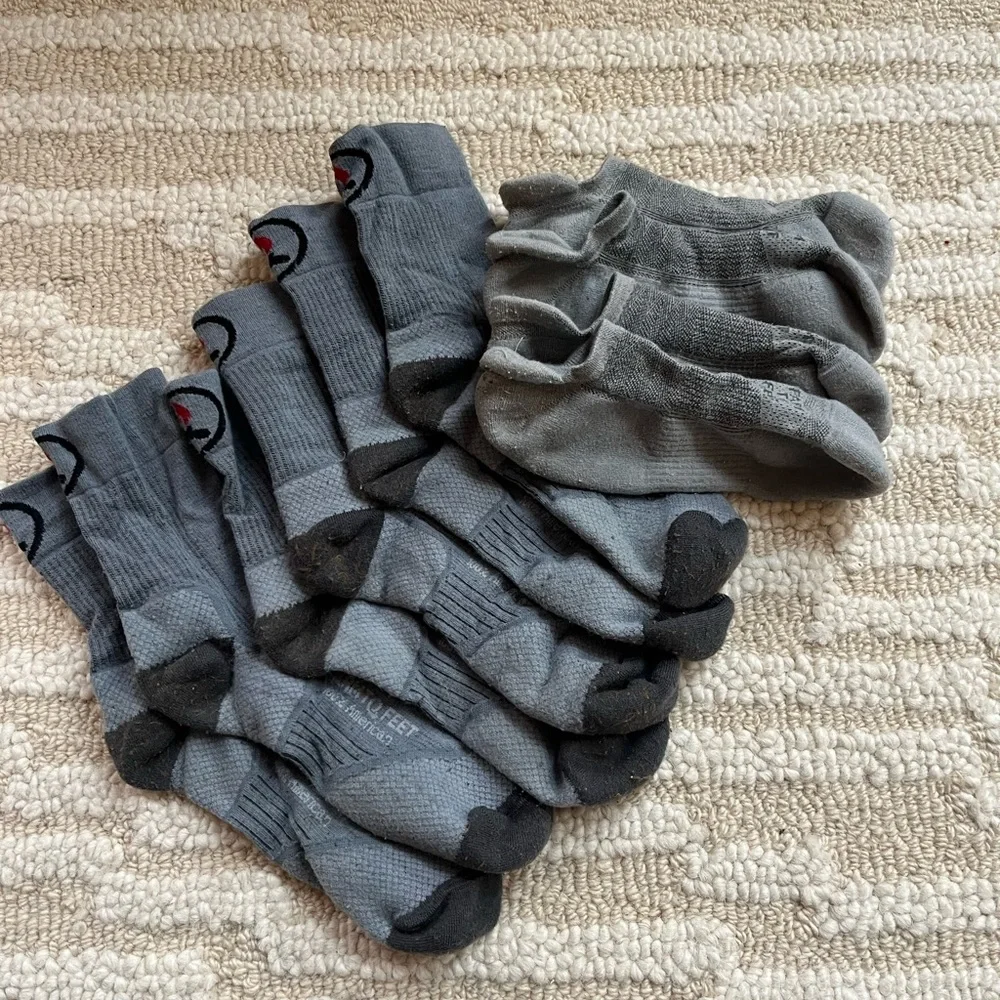 Farm to Feet hiking socks women’s 8-9 - Picture 1 of 3